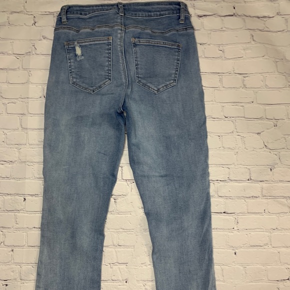 Vanilla Star Mid Rose Crop Jeans - Picture 3 of 3